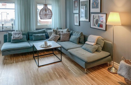Orebro House | Beautiful home in örebro with kitchen