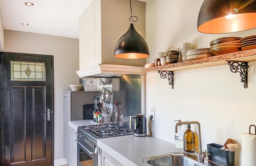 Alkmaar House | Beautiful home in Alkmaar with kitchen