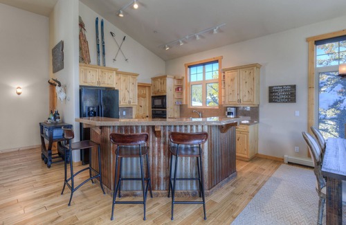 Antler Ridge House | Beautiful home in Antler Ridge easy access between Big Sky Resort and town.