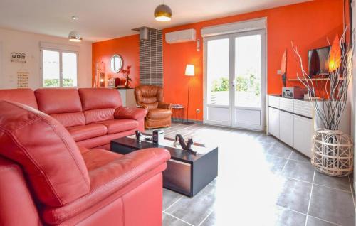 Auberville House | Beautiful Home In Auberville With Wifi