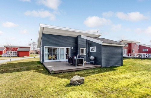 Gudhjem House | Beautiful home in Gudhjem with WiFi