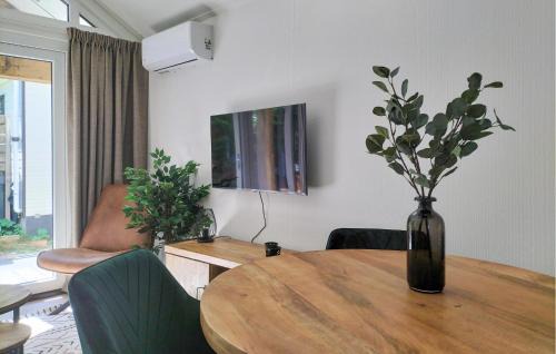 Heinkenszand House | Beautiful Home In Heinkenszand