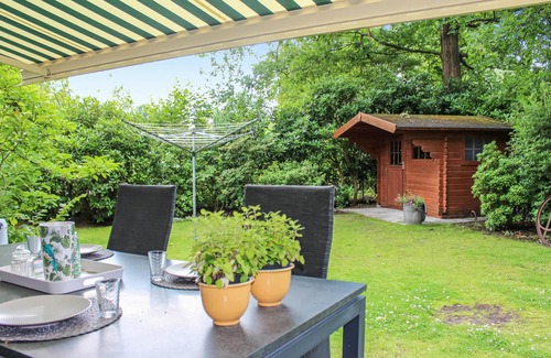 Lage Mierde House | Beautiful home in Lage Mierde