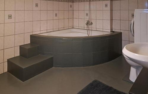 Neustadt/Harz House | Beautiful Home In Osterode With Kitchen
