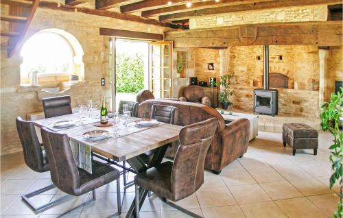 Saint-Amand-de-Coly House | Beautiful Home In St Amand De Coly
