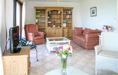 Trelevern House | Beautiful Home In Trélévern With Wifi