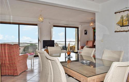 Trelevern House | Beautiful Home In Trélévern With Wifi