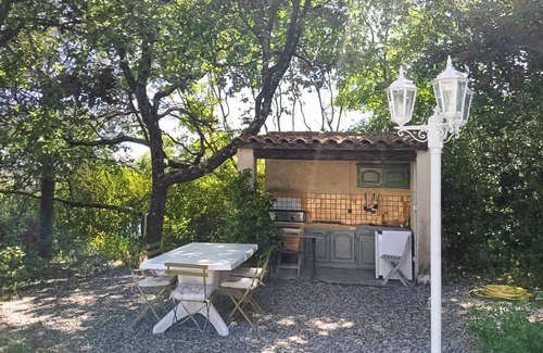 Varages House | Beautiful home in Varages with WiFi