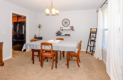 Myrtle Grove House | Beautiful home near the coast with a large yard, grill, W/D, and AC