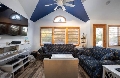 Ocean Sands House | Beautiful Home - Short Walk to Beach with Private Pool