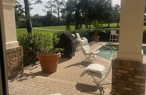 Biggar House | Beautiful home, stunning view of golf course, near beaches and airport