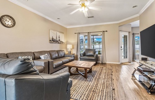 Foley House | Beautiful home that has it all for large families & or groups! Outside games, grill, pool and spa!