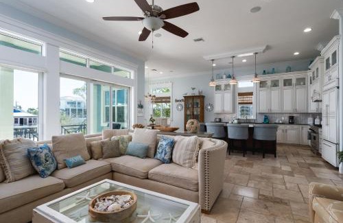 Fort Myers Beach House | Beautiful Home with Private Pool on the North end of Fort Myers Beach! home