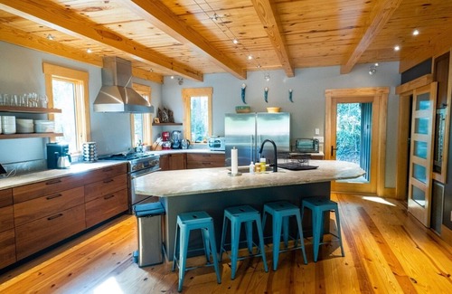 Pisgah Forest House | Beautiful Home with Guest House in Pisgah Forest