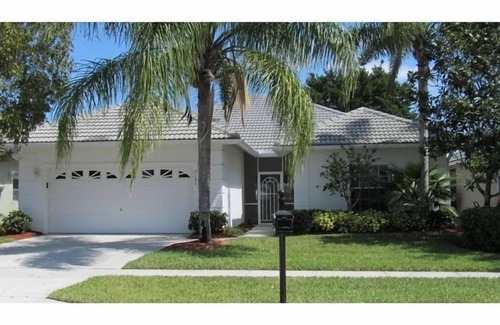 Falcons Glen Villa | Beautiful Home With Pool On Fairway at Lely Resort