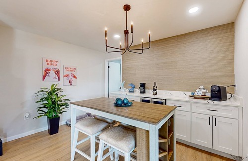 South Sarasota House | Beautiful home with private pool and space for the whole family