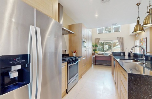 Florida Central Atlantic Coast House | Beautiful home with resort pool and space for the whole family
