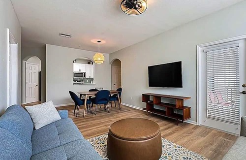 Windsor Palms Condo | Beautiful home with resort pool and space for the whole family