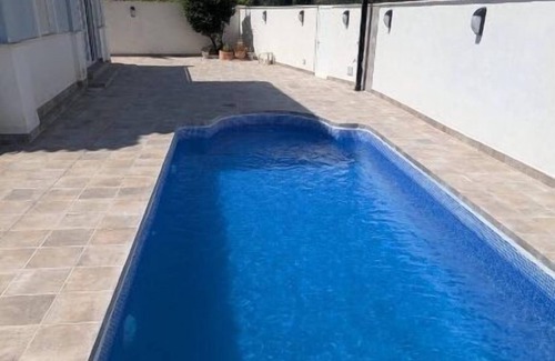 Torre-Pacheco Villa | Beautiful homely Villa with Pool, air con and Wi-Fi on Mar Menor Golf Resort.