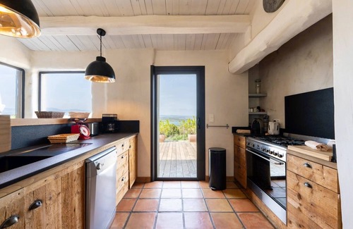 Bonifacio House | Beautiful house 8 people facing the Gulf of Sant'Amanza with swimming pool
