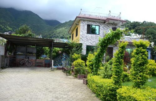 Kathmandu House | Beautiful house and garden