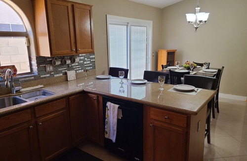 Neely Farms House | Beautiful House Near Downtown Gilbert! House is fully upgraded.