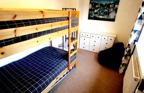 Carmarthen Apartment | Beautiful house near town centre