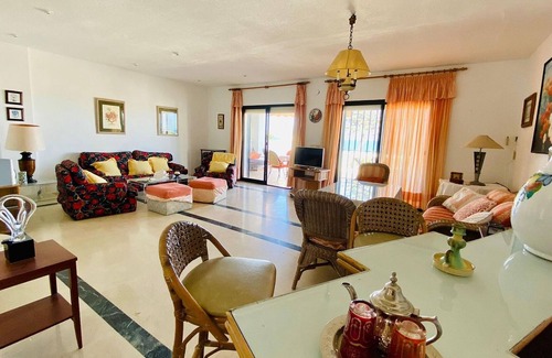 Calahonda House | Beautiful house on the beachfront in Costa tropical