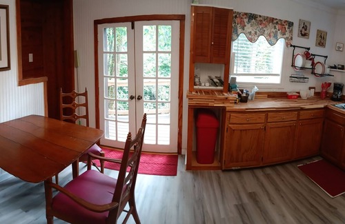 Franklin House | Beautiful House, Phenomenal View!