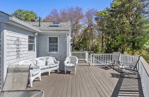 Kenyon House | Beautiful house minutes from Charlestown Beach