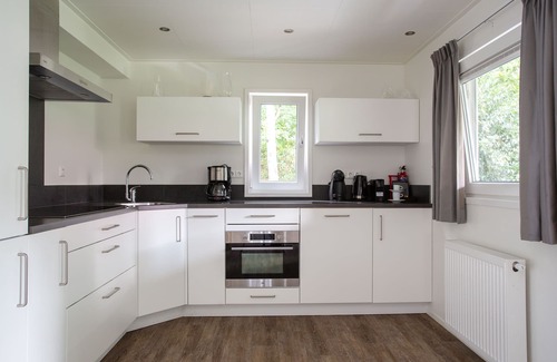 Municipality of Rhenen House | Beautiful house with covered terrace in Rhenen