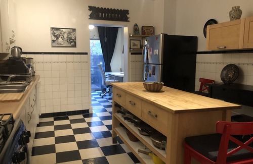 Palmerston House | Beautiful House With Garden in a Quiet, Central Neighborhood