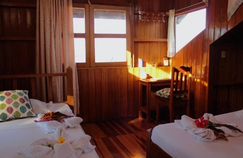 Drake Bay Bed & Breakfast | Beautiful house with panoramic view of the bay and gardens