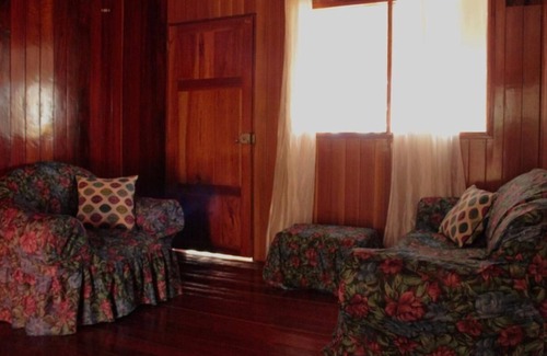 Drake Bay Bed & Breakfast | Beautiful house with panoramic view of the bay and gardens