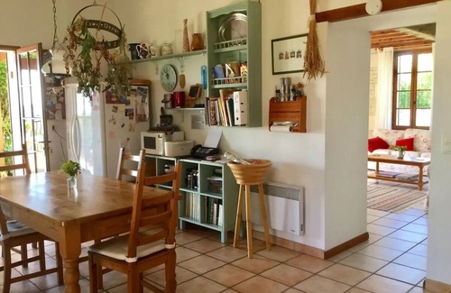 Saint-Fort-sur-Gironde House | Beautiful house with pool and large garden with stunning views