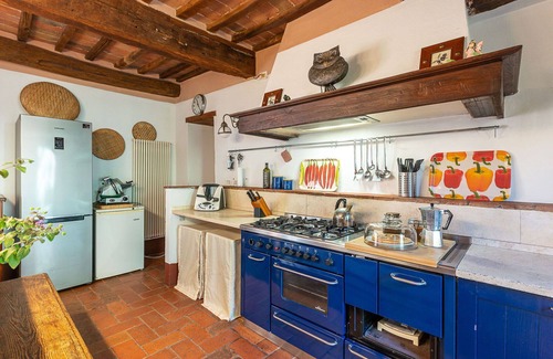 Civitella Paganico House | Beautiful villa for 12 people with private pool, WIFI, TV, terrace, pets allowed and panoramic .