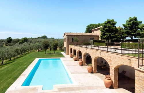 San Giovanni d'Asso Villa | Beautiful private villa with A/C, WIFI, private pool, TV, patio, panoramic view, close to Montalcino