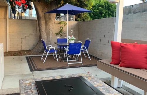 Village of La Jolla House | Beautiful La Jolla Beach Cottage in the Village!