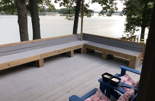 East Leroy House | Beautiful Lake Cottage. Newly renovated. Bright, airy, and clean.