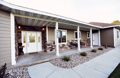 Willmar House | Beautiful Lake Home on Long Lake, Sleeps 18, Over 2 Acres
