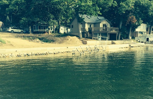 Coldwater House | Beautiful Lake home on Morrison Lake; Coldwaters North Chain of Lakes.