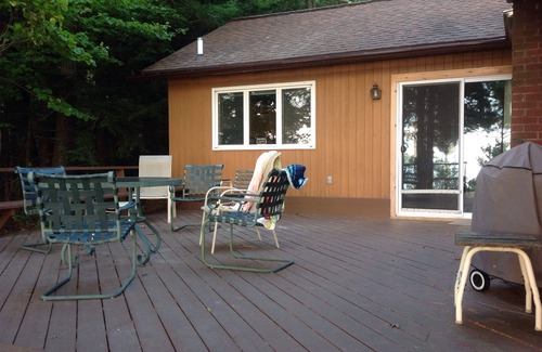 Pentwater Cottage | Beautiful Lake Michigan Beachfront Cottage