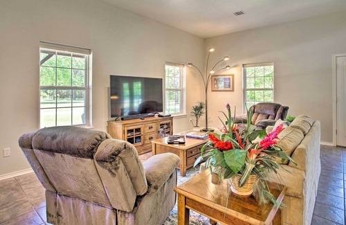 Ardmore House | Beautiful Lake Murray Retreat <1 Mi to Lake!