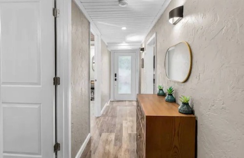 Lake Orion Apartment | Beautiful Lake Orion Home