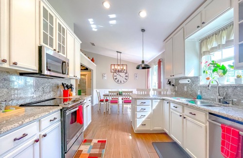 Donalsonville House | Beautiful Lake Seminole House. Boat house WIFI Kayaks No Clean Up Fees!