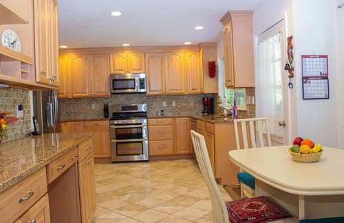 Town of North Castle House | Beautiful, Lake Side Private Suburban Home Away from Home!
