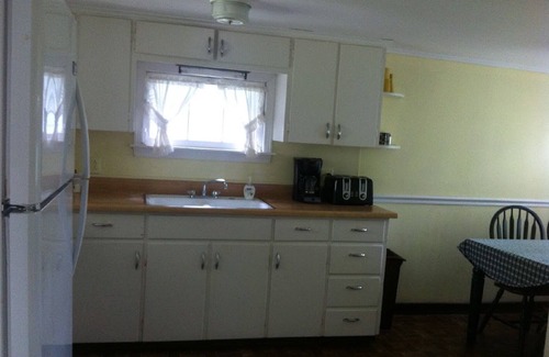 Bemus Point House | Beautiful Lakefront Cottages on Lake Chautauqua, Maple Springs, NY