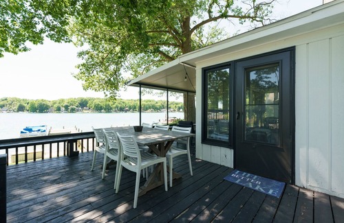 Richland House | Beautiful Lakefront Gull Lake Home w/Private Beach and Dock