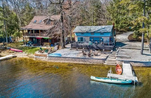 Newbury House | Beautiful lakefront Summer Lake House & Ski Cottage near Mt. Sunapee