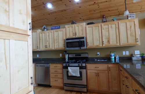 Aitkin House | Beautiful lakehome on picturesque Cedar Lake!